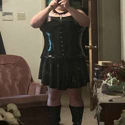 Orami's Chat & Dating Profile