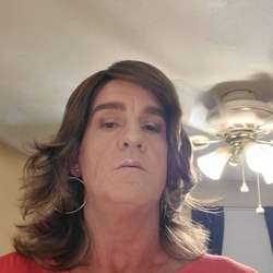 RachelRhodes's Chat & Dating Profile