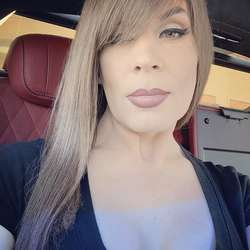 RachelleCa's Chat & Dating Profile