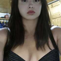 Rosy's Chat & Dating Profile