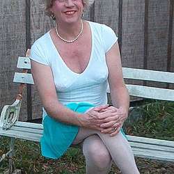 SaraNM's Chat & Dating Profile