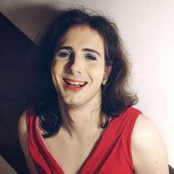 SeraphineTs's Chat & Dating Profile