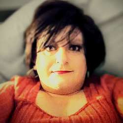 Sexykimts's Chat & Dating Profile