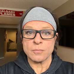 ShannonMac's Chat & Dating Profile