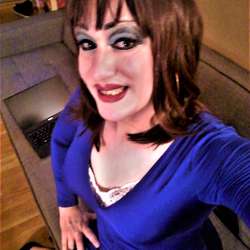 SissyNina's Chat & Dating Profile