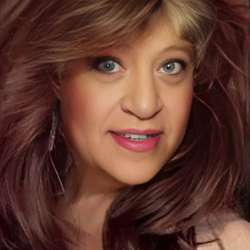 TanyaJanine's Chat & Dating Profile