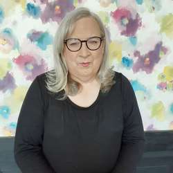 Tinalynn's Chat & Dating Profile