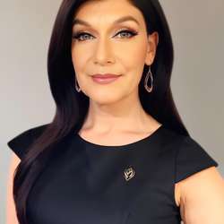 TracyHazel's Chat & Dating Profile