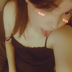 TyraIsASlut's Chat & Dating Profile