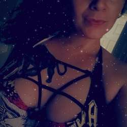 Vaness's Chat & Dating Profile