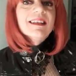 Vanessaleather10's Chat & Dating Profile