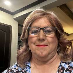 Victoria68's Chat & Dating Profile