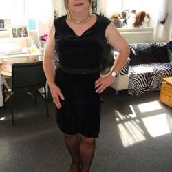 W1nsumL0zsum's Chat & Dating Profile