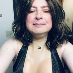 WCrissy's Chat & Dating Profile