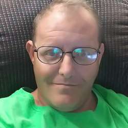 Wannabagirl's Chat & Dating Profile