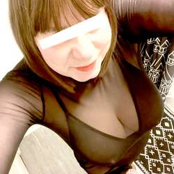 Wetpanties100's Chat & Dating Profile