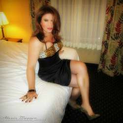 alexismonroe's Chat & Dating Profile