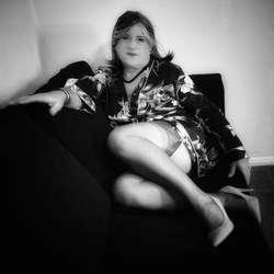 bethtvswuk's Chat & Dating Profile