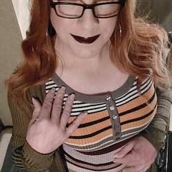 breetop2bottom's Chat & Dating Profile