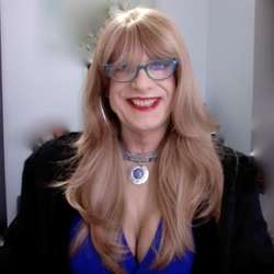 cassiecd's Chat & Dating Profile