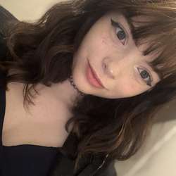 cherrycherryxo's Chat & Dating Profile