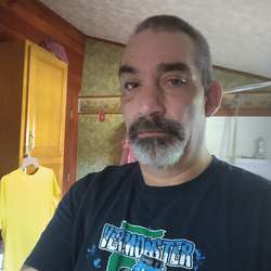 curious1972wow's Chat & Dating Profile