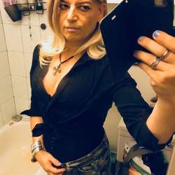 glittergirl's Chat & Dating Profile