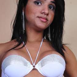 helan1990's Chat & Dating Profile