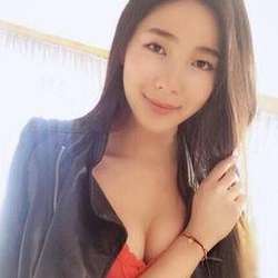 jeslyn's Chat & Dating Profile