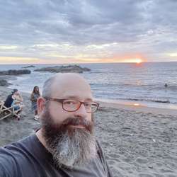 johnnyguitarusa's Chat & Dating Profile