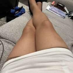 julie65's Chat & Dating Profile