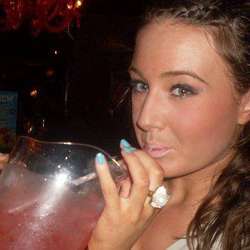 katiesmith81's Chat & Dating Profile