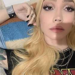 kruwiii's Chat & Dating Profile