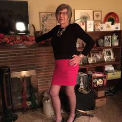 lynnettecarlin33's Chat & Dating Profile