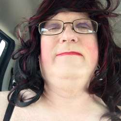 missy4ucd's Chat & Dating Profile
