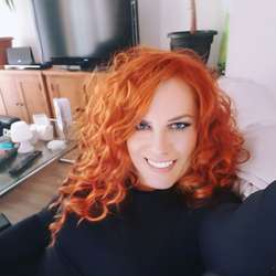 nicolesax's Chat & Dating Profile