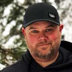 peteraus's Chat & Dating Profile