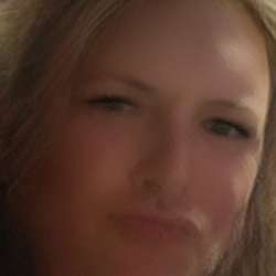 sarakatherine's Chat & Dating Profile