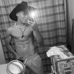 sissyfemboii's Chat & Dating Profile