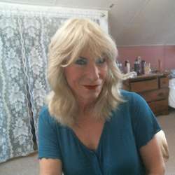 tawni2kit's Chat & Dating Profile