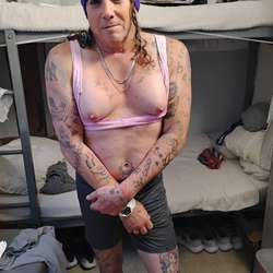 trans2for1's Chat & Dating Profile