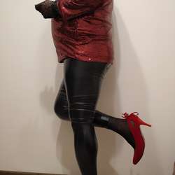 valentintranny's Chat & Dating Profile